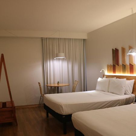 Hotel Nacional Inn Curitiba Santa Felicidade Eksteriør bilde